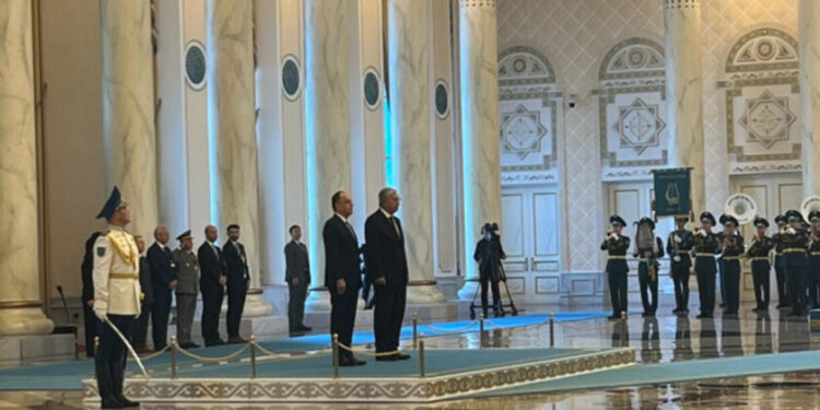 Қазақстанға Албания президенті келді