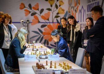 Шахматтан ӘЧ: Қазақстанның қыздар құрамасы финалға шықты