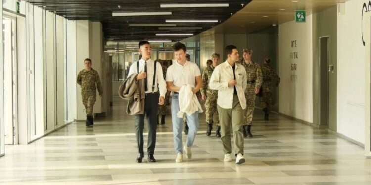 600-ден астам адам әскери қызметтен кейін жеңілдікпен оқуға түсе алады – министрлік