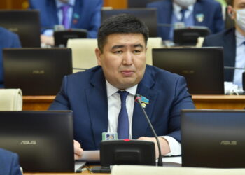Лудоманиямен қоғам болып күресуіміз керек – депутат