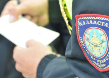 Орал қаласының тұрғыны көше ортасында суицид жасамақ болды