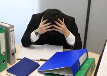 Электронды құжатты қанағат тұтпай, анықтама талап ететіндерді заңмен жазалау керек – министр