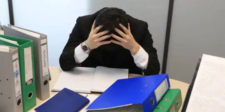 Электронды құжатты қанағат тұтпай, анықтама талап ететіндерді заңмен жазалау керек – министр