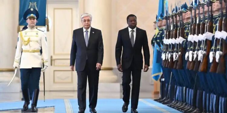 Президент Того Республикасының басшысын Ақордада қарсы алды