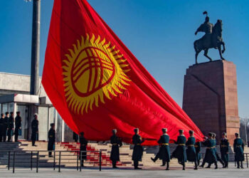 Қырғызстан туына өзгеріс енгізеді