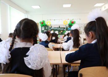 Ақтөбеде 13 жастағы бала мектепте көз жұмған: денсаулық сақтау басқармасы түсінік берді