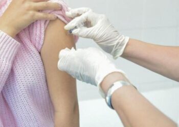 Атырауда ауруханада екпе алған әйел қайтыс болды