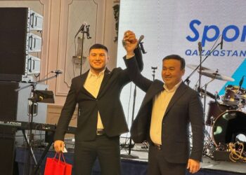 Балуандарға пәтер мен автокөлік берілді