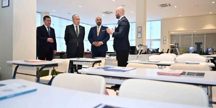 Қасым-Жомарт Тоқаевқа «Harmony Steam School» мектебі таныстырылды