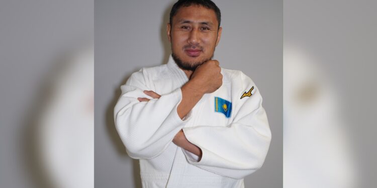 Менің тағдырымды алты баламның басына бермесе деп тілеймін – әлем чемпионы