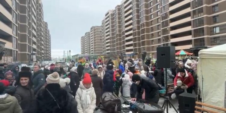 8 жыл күткен: Астанада бірқатар тұрғын үй кешені орталық газбен жабдықтауға ауыстырылды