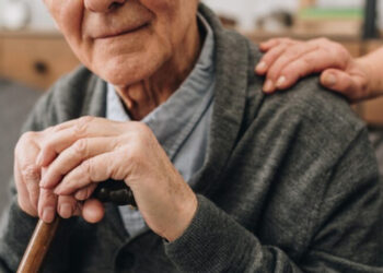 Қарттар үйінің қызметкері қариялардың зейнетақысын жымқырған