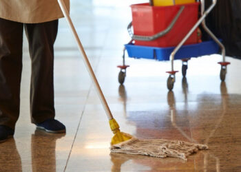 Жұмысы ауыр, еңбегі адал жұмысшылардың жалақысын екі есеге өсіру керек – Жұлдыз Сүлейменова