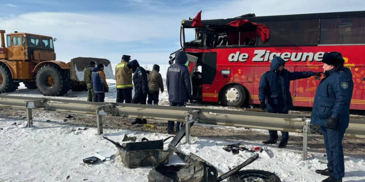 Жамбыл облысында 26 көліктің қатысуымен ірі жол апаты болды
