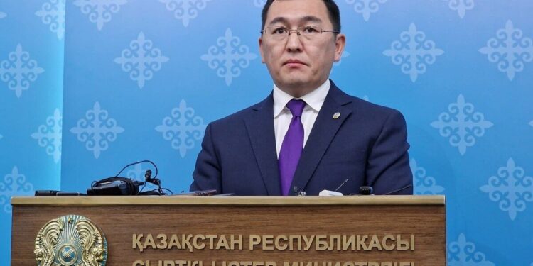 Африка елдеріне қазақ балаларын асырап алуға жол берілмейді – СІМ