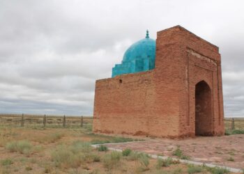 ЖОШЫ ҰЛЫСЫНЫҢ ТАРИХЫ ЗЕРТТЕЛЕДІ