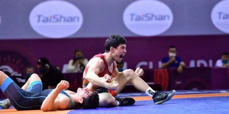 Астанада күрес түрлерінен Қазақстан чемпионаты басталды