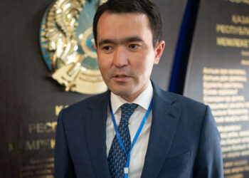 Қазақстанда 18 жасқа толмаған кез келген бала тегін ұшады – вице-министр Ержан Еркінбаев