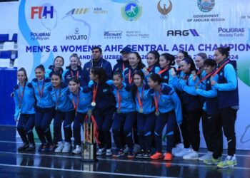 Қазақстан әйелдер құрамасы көгалдағы хоккейден Орталық Азия чемпионы атанды (ВИДЕО)