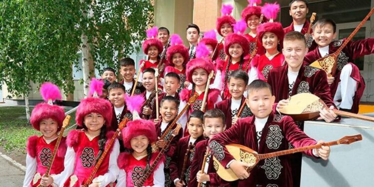 Барлық білім беру ұйымдарында ұлттық күй бір мезетте ойнайды