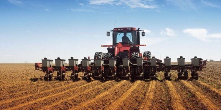 Көктемгі егіс науқаны: шаруаларға 340 мың тонна дизель отыны беріледі