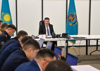 Олжас Бектенов: «Қазір бастысы – адам өмірін сақтап қалу және апат зардаптарын азайту»