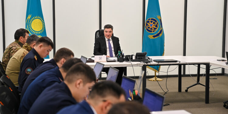 Олжас Бектенов: «Қазір бастысы – адам өмірін сақтап қалу және апат зардаптарын азайту»