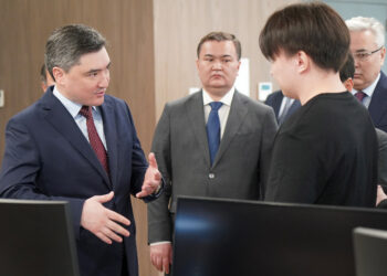 Олжас Бектенов Astana Hub стартап-жобаларымен танысып, дарынды жастарды қолдау шараларын күшейтуді тапсырды