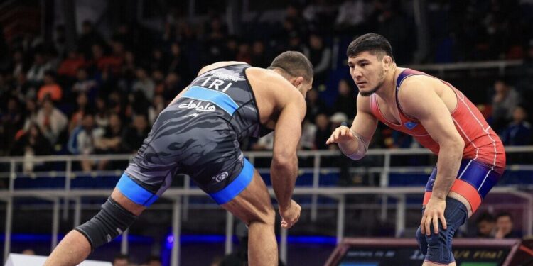 Азамат Дәулетбеков UWW рейтингінде бірінші орынға көтерілді