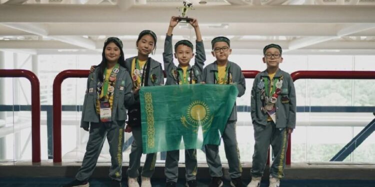 Қазақстан құрамасы робототехникадан Хьюстоннан жеңіспен оралды