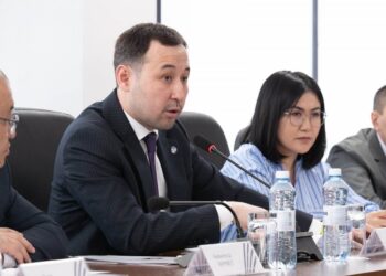 «Дата журналистика: мамандарды жұмысқа алмай отыр». Салалық журналистиканың дамуын тежейтін факторлар аталды