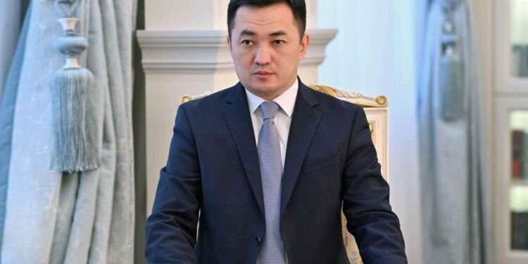 Ақпаратты бұрмалауға жол бермей, халыққа шынайы ақпарат беріп отыру өте маңызды – Айбек Дәдебаев