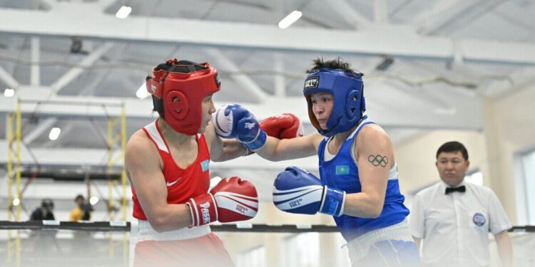 Elorda Cup: әйелдер боксынан жеті спортшымыз финалға шықты (ВИДЕО)