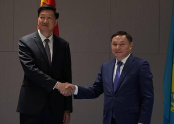 Туризм және спорт министрі Қытай спортшыларын бірге жаттығуға шақырды