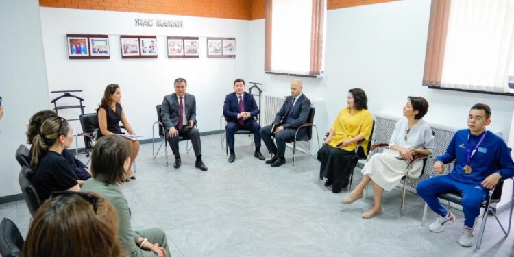 Астана әкімі ерекше балаларды қолдау шаралары туралы айтты