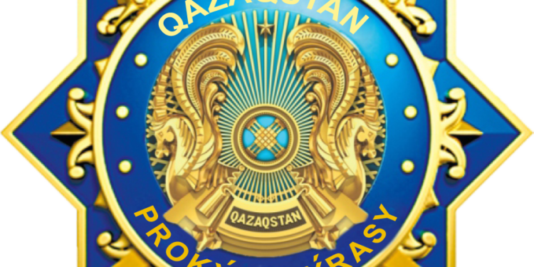 Елордалық прокуратура қызметкерлері граффити жазуларын анықтау және бояу акциясына қатысуда