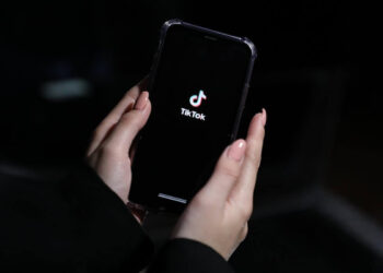 Қазақстанда TikTok желісін бұғаттау күн тәртібінде тұрған жоқ – Қанат Ысқақов