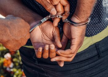 Сенат адам саудасы құрбандарының құқығын қорғау тиімділігін арттыратын заңды мақұлдады