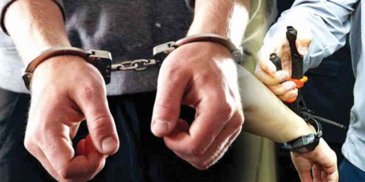 Ұлытау облысында 5 жыл бойы өгей балаларын құлдықта ұстаған әйелге үкім шықты