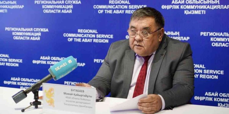 ШҚО-ның Бас экологы Мамай Бұтабаев пара алды деп ұсталды