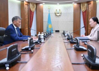 Сенатор Нұртөре Жүсіп пен Президенттің кеңесшісі Күнсұлу Закария отандық ғылымның даму келешегін талқылады