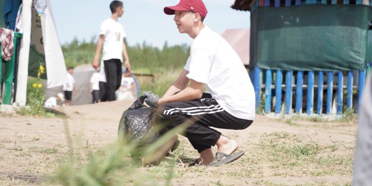 «Таза Қазақстан» акциясы аясында Абай облысының қалалары мен аудандарында ауқымды тазалық жұмыстары жүргізілуде