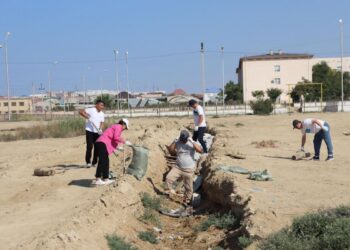 Маңғыстаудағы Кіші Оймаша көлінің маңы қоқыстан тазартылды