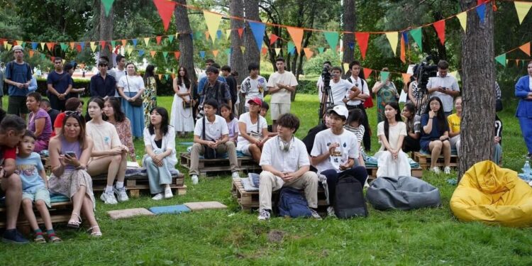 Алматылықтар шет тілдерін тегін үйрене алады