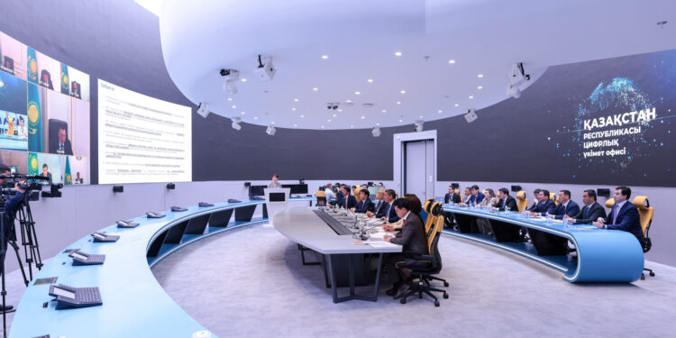 Олжас Бектенов: Әкімдердің жұмысын тұрғындардың тұрмысын жақсартудың нақты индикаторлары бойынша бағалайтын боламыз