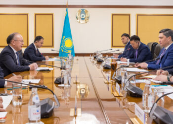 Олжас Бектенов CITIC Group басшысы Си Гохуамен бірлескен инфрақұрылым жобаларын іске асыру қарқынын талқылады