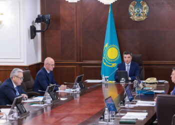 Олжас Бектенов диқандарды қолдау туралы: Алғаш рет жеңілдетілген несиелеу көлемі 580 млрд теңгеге жеткізілді