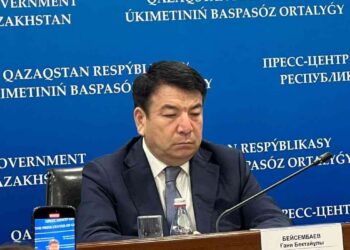 “Тек мұғалімдерді кінәлау дұрыс емес” – Бейсенбаев