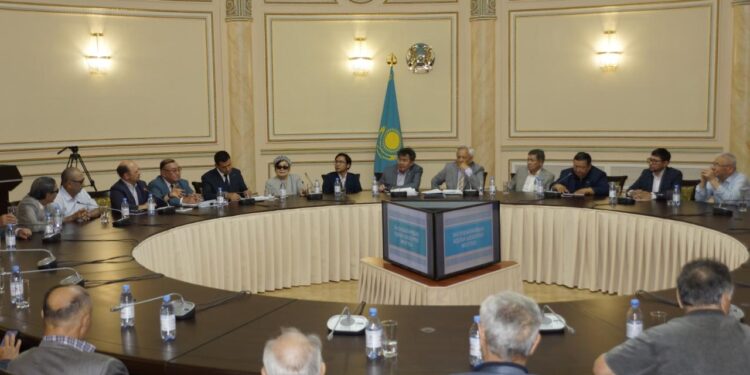 Мәдениет және ақпарат министрлігі мен Қазақстан Жазушылар одағының бірлескен жобалары таныстырылды