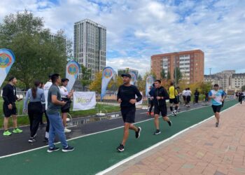Конституция күні: Астанада бұқаралық жүгіру іс-шарасы өтті